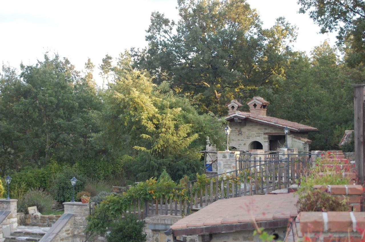 Agriturismo Countryhouse Le Giare Gubbio Exterior photo