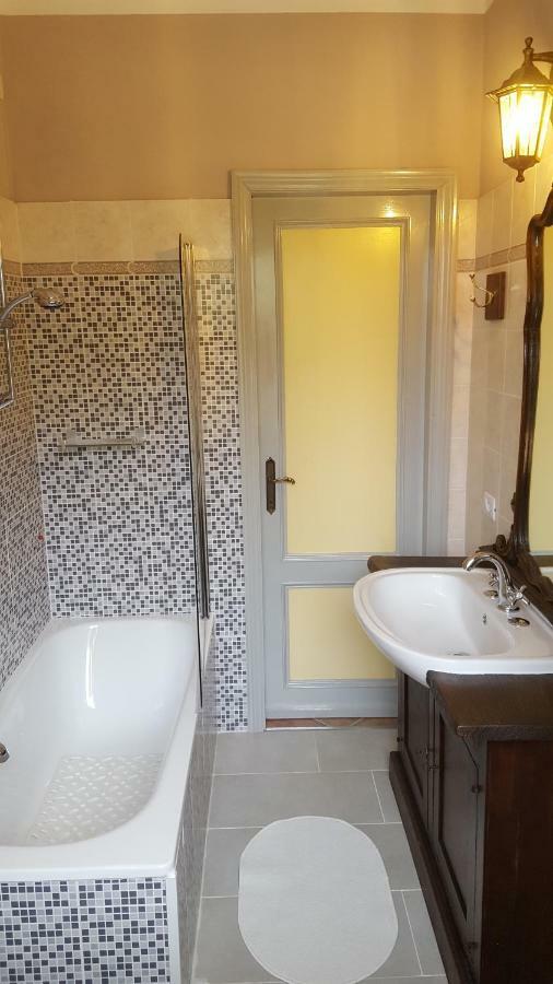 Agriturismo Countryhouse Le Giare Gubbio Exterior photo