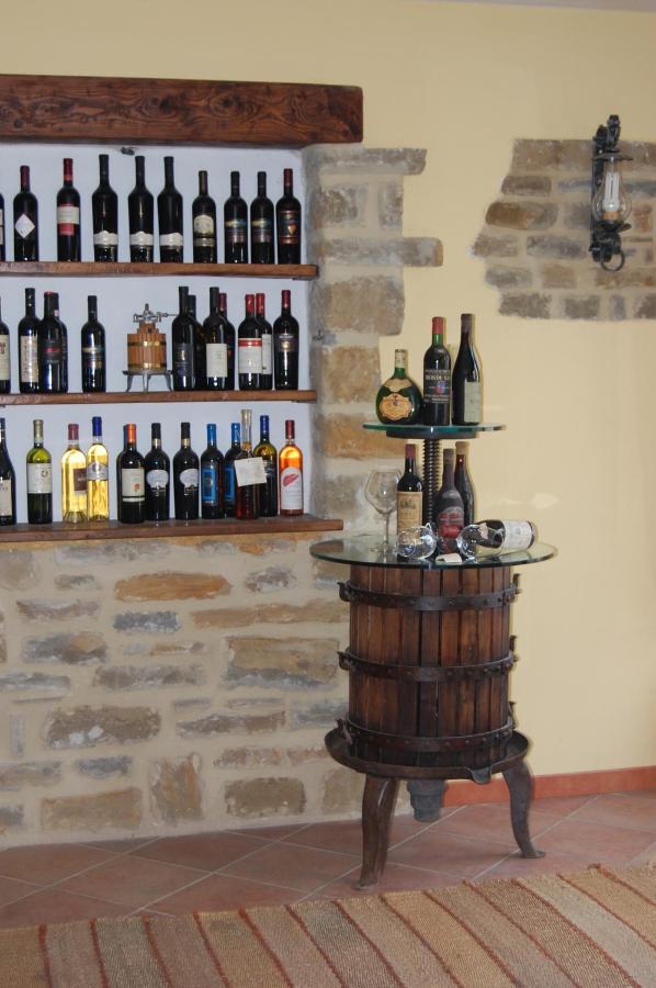 Agriturismo Countryhouse Le Giare Gubbio Exterior photo